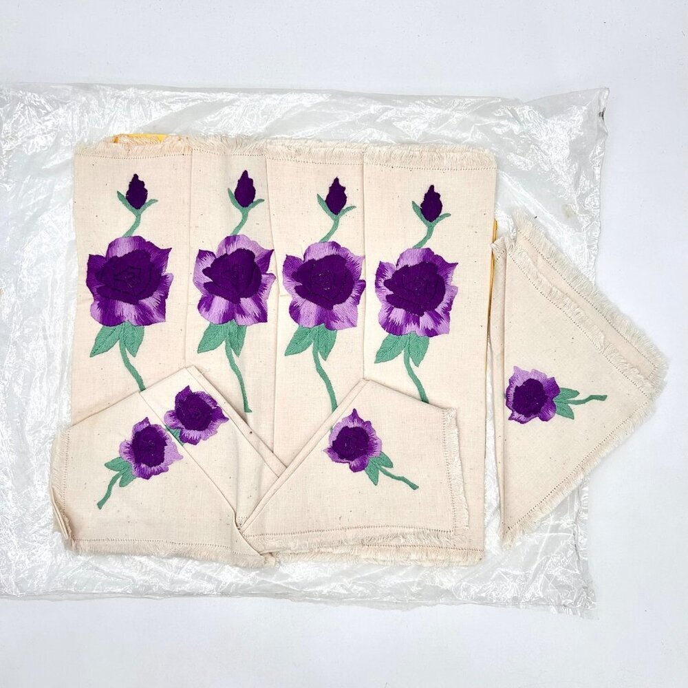 VINTAGE 8 PC LUNCHEON PURPLE PANSEY STITCHED FLOWER PLACEMAT NAPKIN SET